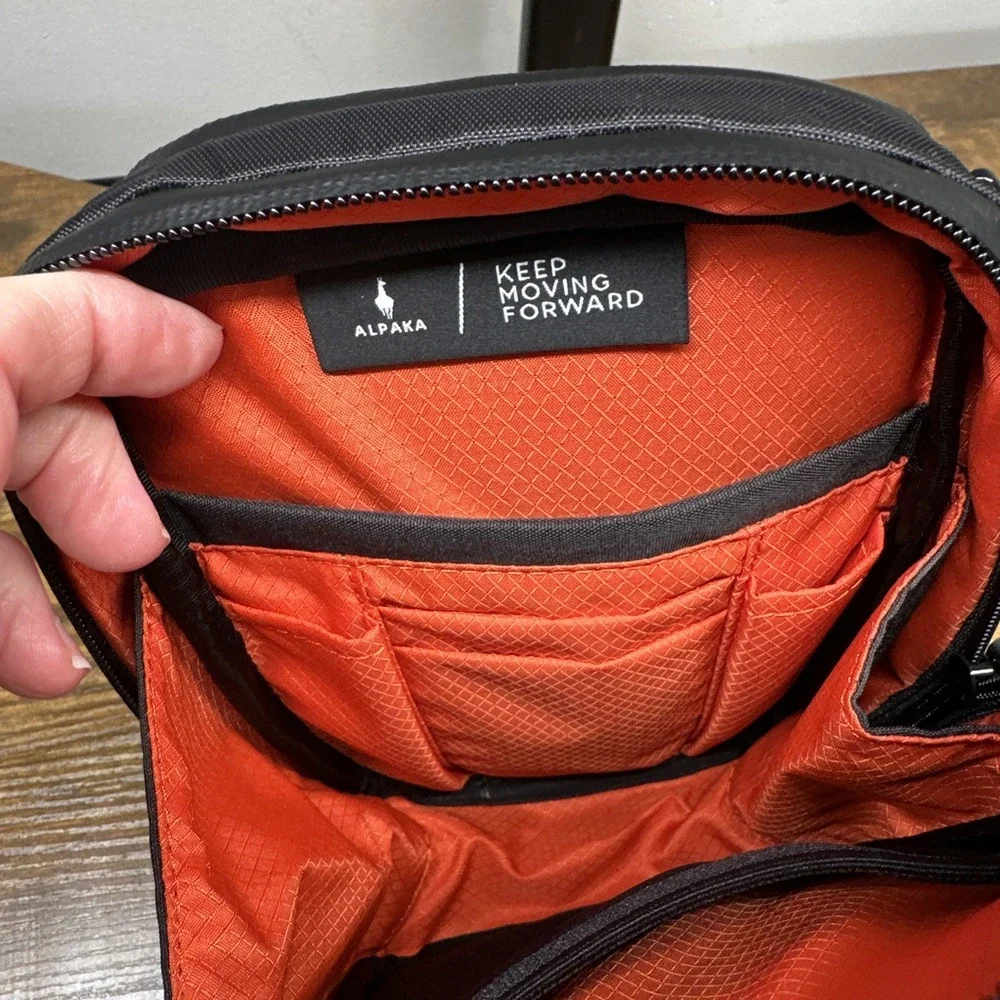 NEW Alpaka Metro Sling V2 Black X-Pac VX42 Business Travel‎ Crossbody